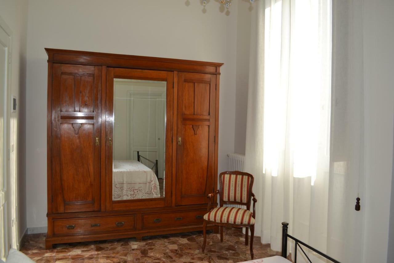 Le Signorine B&B Λέτσε Εξωτερικό φωτογραφία