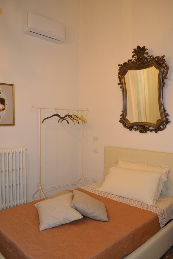 Le Signorine B&B Λέτσε Εξωτερικό φωτογραφία